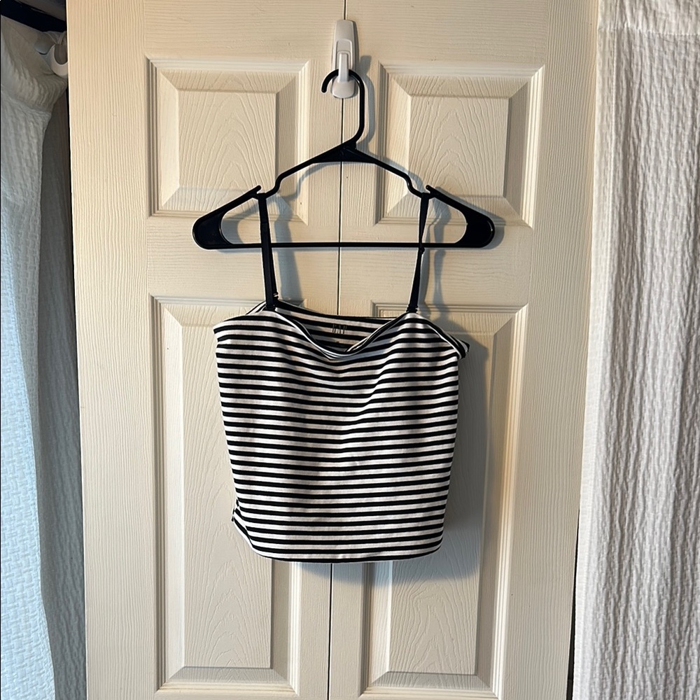 GAP Black and White Striped Cropped Tank Top